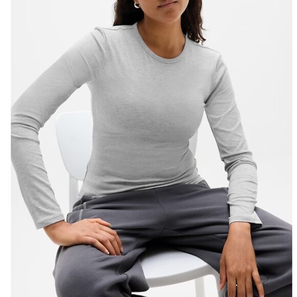 Athleta Signature Rib Longsleeve Crew Shirt Size Small in Color Grey Heather - Picture 1 of 13